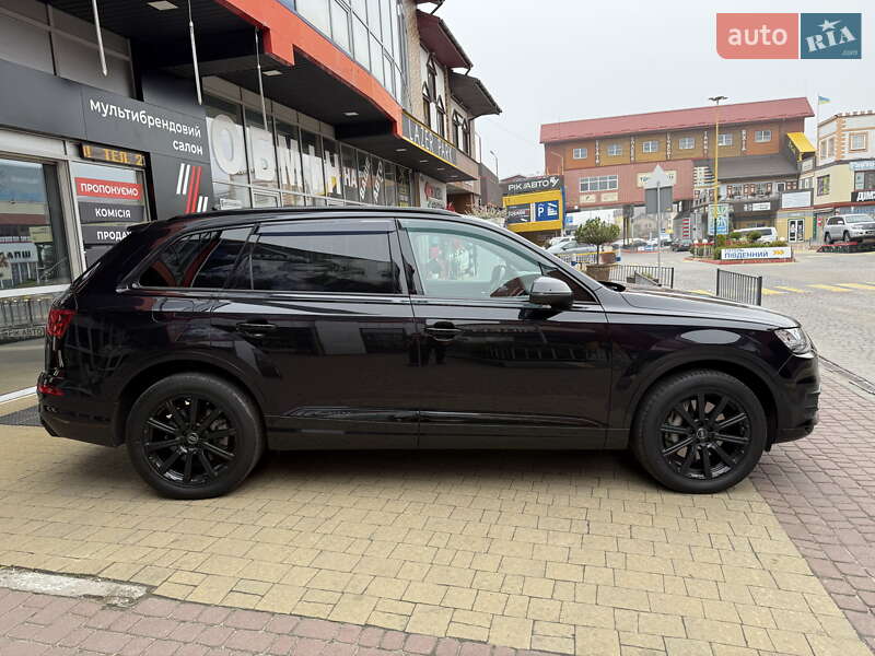 Позашляховик / Кросовер Audi Q7 2018 в Львові