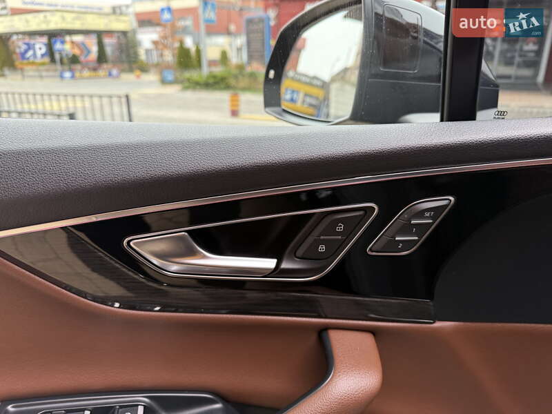 Позашляховик / Кросовер Audi Q7 2018 в Львові