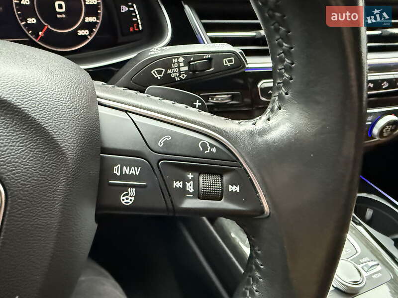 Позашляховик / Кросовер Audi Q7 2018 в Львові