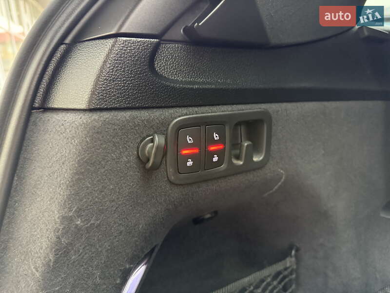 Позашляховик / Кросовер Audi Q7 2018 в Львові