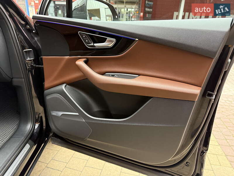 Позашляховик / Кросовер Audi Q7 2018 в Львові