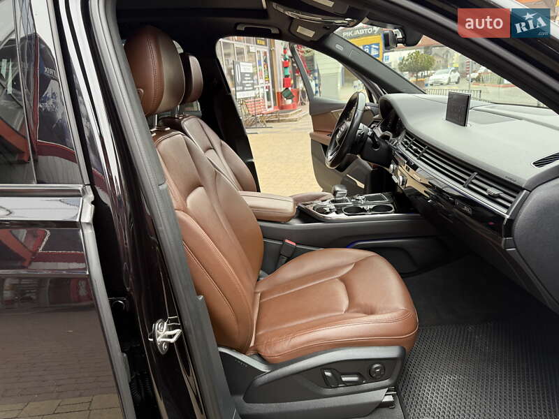 Позашляховик / Кросовер Audi Q7 2018 в Львові