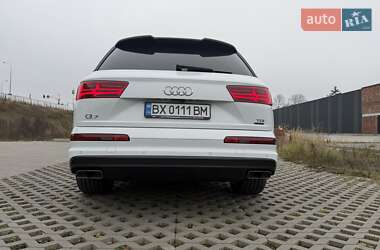Внедорожник / Кроссовер Audi Q7 2017 в Хмельницком
