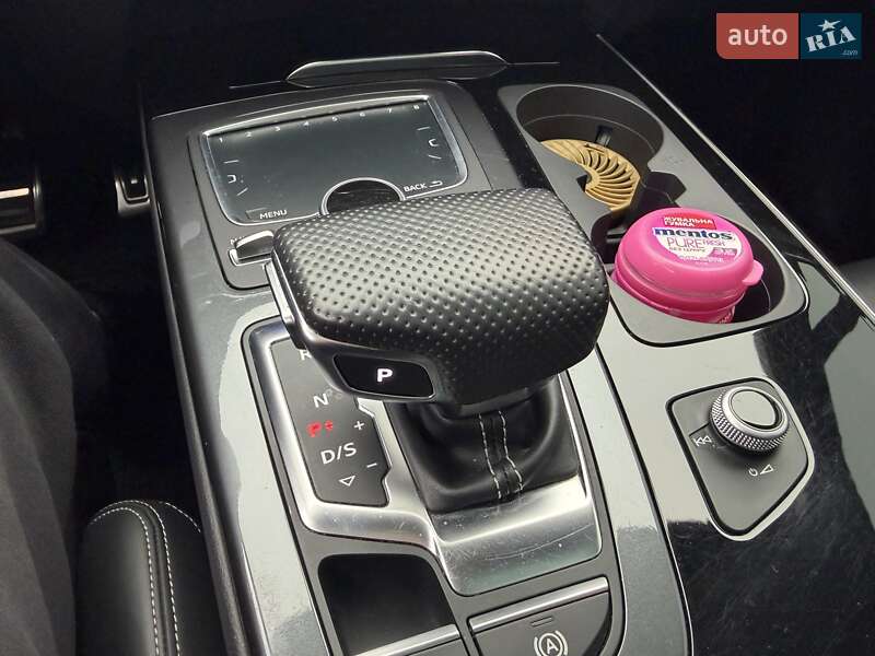 Позашляховик / Кросовер Audi Q7 2017 в Хмельницькому