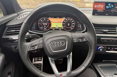Внедорожник / Кроссовер Audi Q7 2017 в Хмельницком