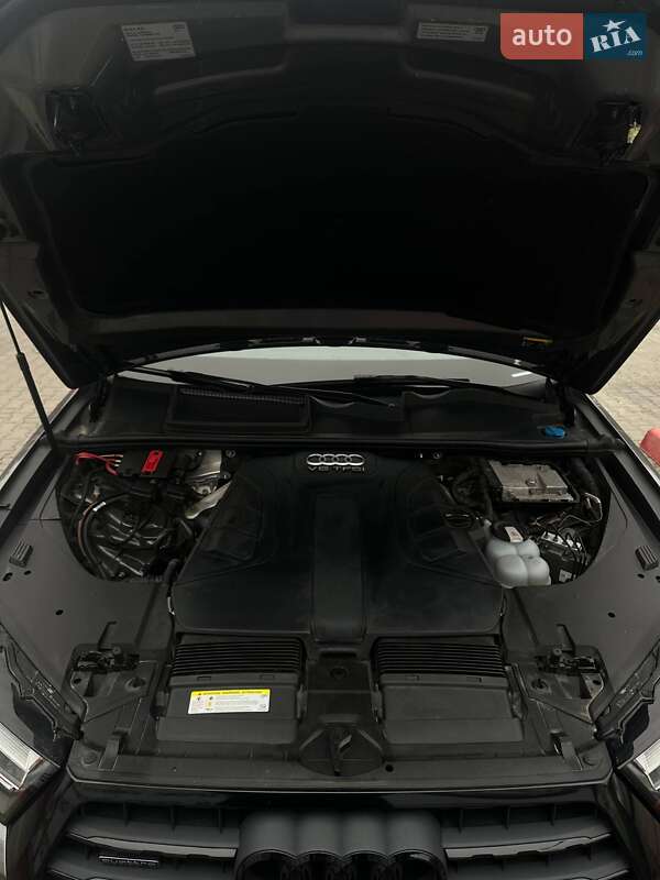 Внедорожник / Кроссовер Audi Q7 2017 в Тернополе