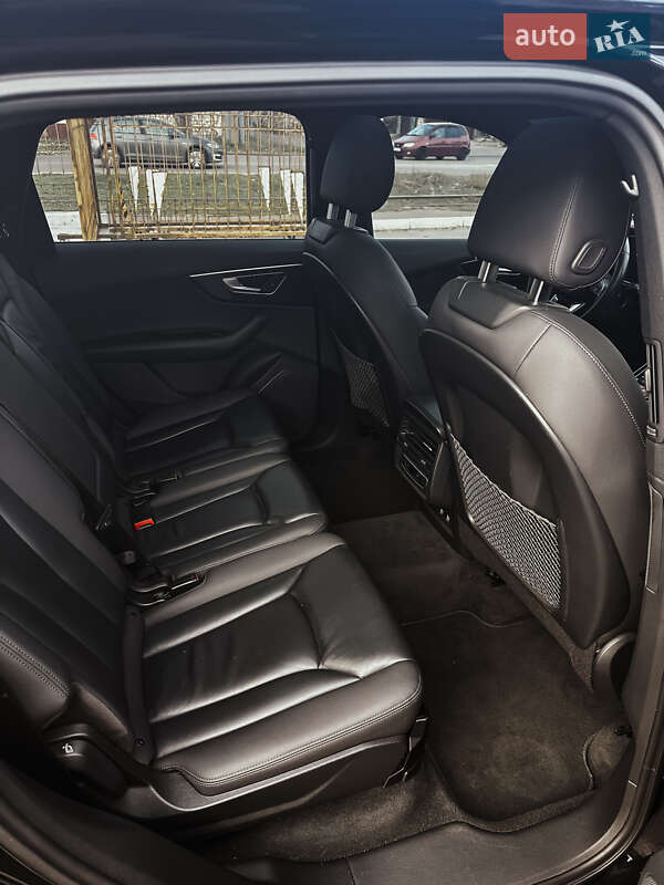Позашляховик / Кросовер Audi Q7 2019 в Миколаєві
