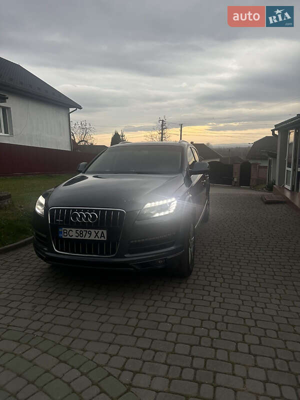 Audi Q7 2013