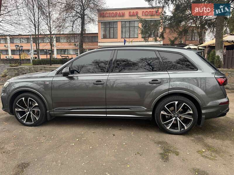 Внедорожник / Кроссовер Audi Q7 2020 в Звягеле фото 18 Внедорожник / Кроссовер Audi Q7 2020 в Звягеле