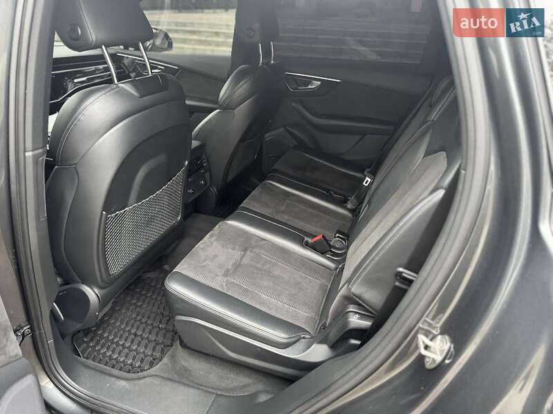 Внедорожник / Кроссовер Audi Q7 2020 в Звягеле фото 26 Внедорожник / Кроссовер Audi Q7 2020 в Звягеле