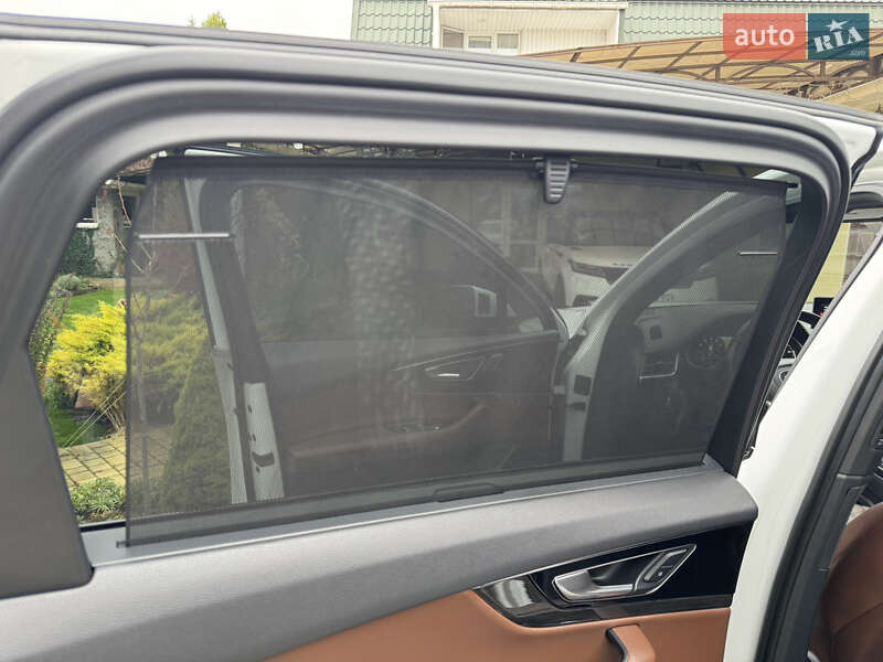 Позашляховик / Кросовер Audi Q7 2016 в Кременчуці фото 16 Позашляховик / Кросовер Audi Q7 2016 в Кременчуці