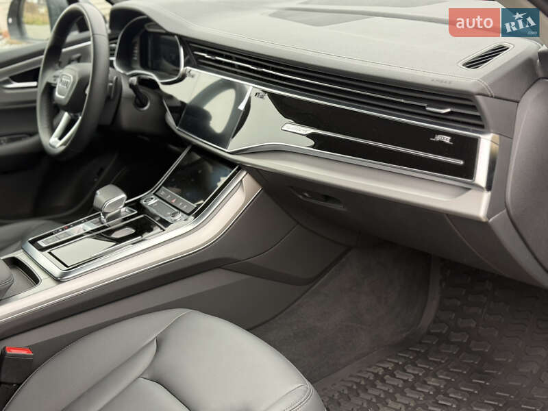 Внедорожник / Кроссовер Audi Q7 2023 в Днепре