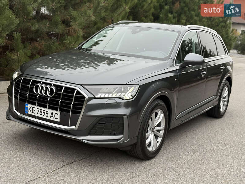 Внедорожник / Кроссовер Audi Q7 2023 в Днепре