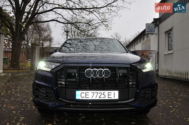 Позашляховик / Кросовер Audi Q7 2020 в Чернівцях