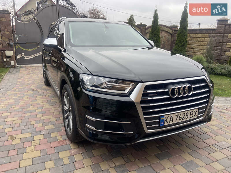 Позашляховик / Кросовер Audi Q7 2017 в Тернополі