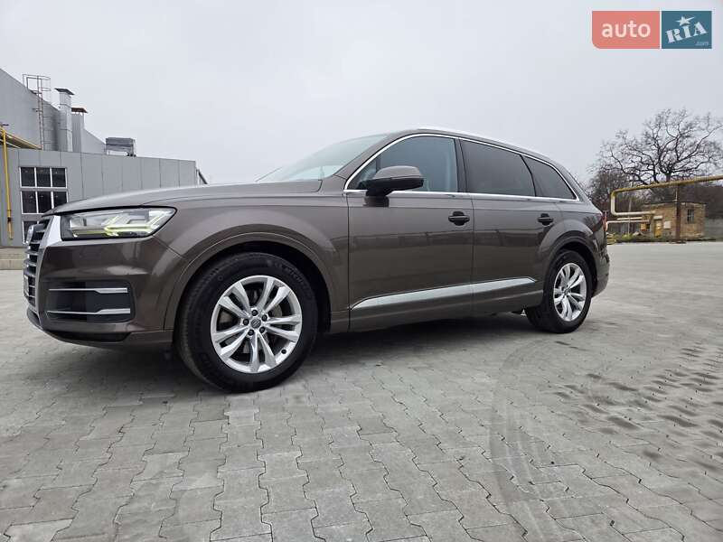 Позашляховик / Кросовер Audi Q7 2017 в Луцьку фото 2 Позашляховик / Кросовер Audi Q7 2017 в Луцьку