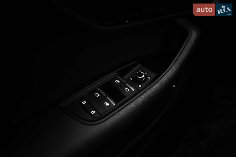 Позашляховик / Кросовер Audi Q7 2021 в Києві