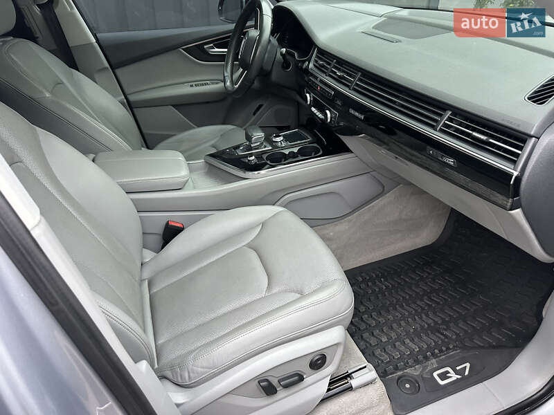 Внедорожник / Кроссовер Audi Q7 2019 в Белой Церкви