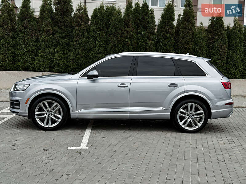 Внедорожник / Кроссовер Audi Q7 2018 в Ровно фото 7 Внедорожник / Кроссовер Audi Q7 2018 в Ровно