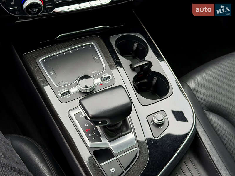 Внедорожник / Кроссовер Audi Q7 2018 в Ровно фото 21 Внедорожник / Кроссовер Audi Q7 2018 в Ровно