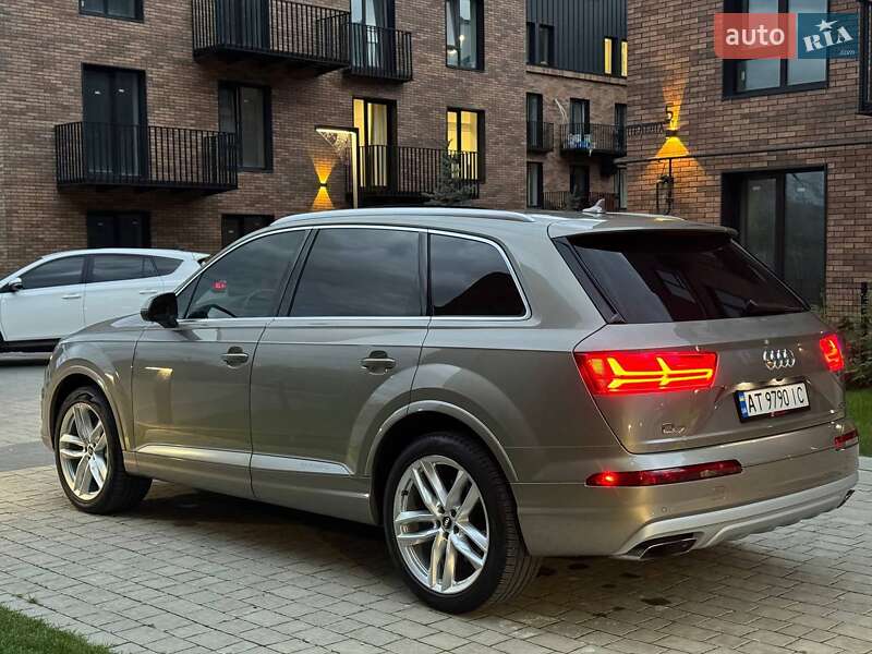 Внедорожник / Кроссовер Audi Q7 2016 в Ивано-Франковске