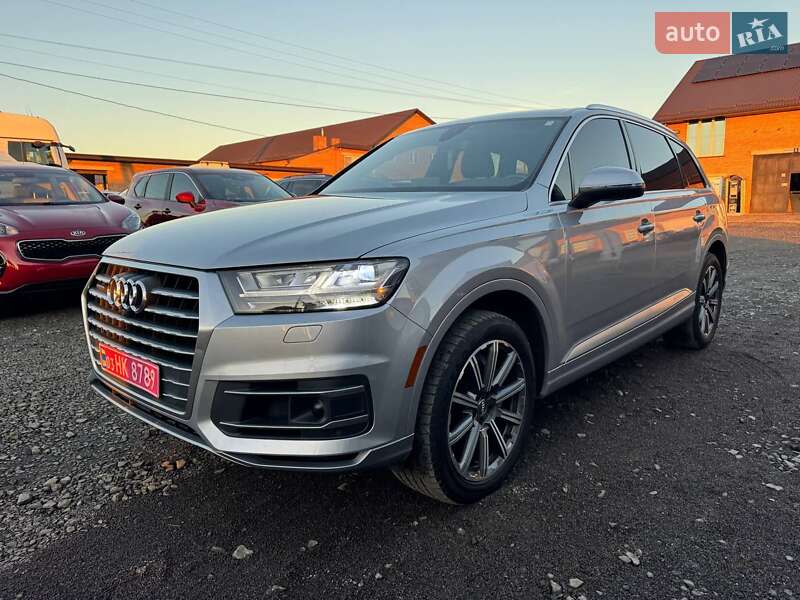 Позашляховик / Кросовер Audi Q7 2017 в Луцьку