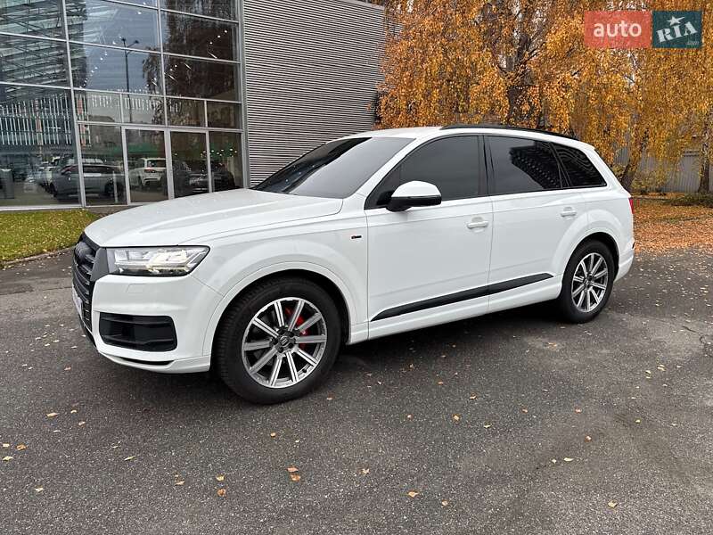 Позашляховик / Кросовер Audi Q7 2016 в Києві фото 82 Позашляховик / Кросовер Audi Q7 2016 в Києві