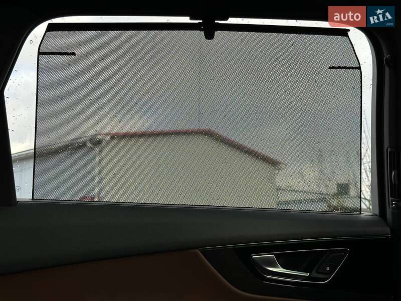 Позашляховик / Кросовер Audi Q7 2018 в Луцьку