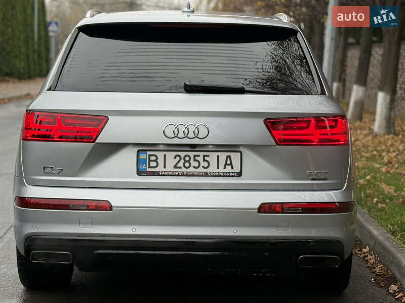 Позашляховик / Кросовер Audi Q7 2018 в Києві