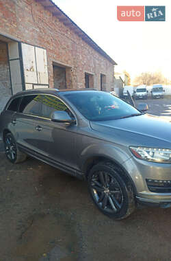 Внедорожник / Кроссовер Audi Q7 2011 в Нововолынске