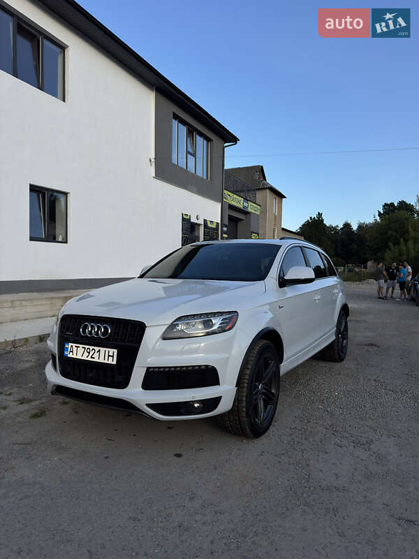 Внедорожник / Кроссовер Audi Q7 2013 в Надворной