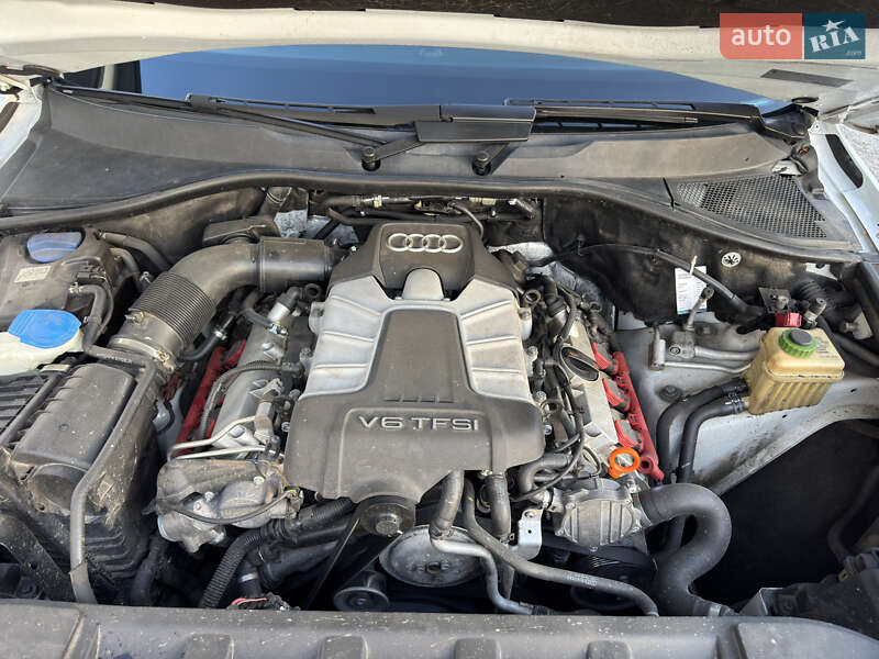 Внедорожник / Кроссовер Audi Q7 2013 в Надворной