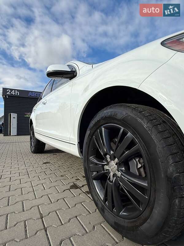 Внедорожник / Кроссовер Audi Q7 2010 в Косове