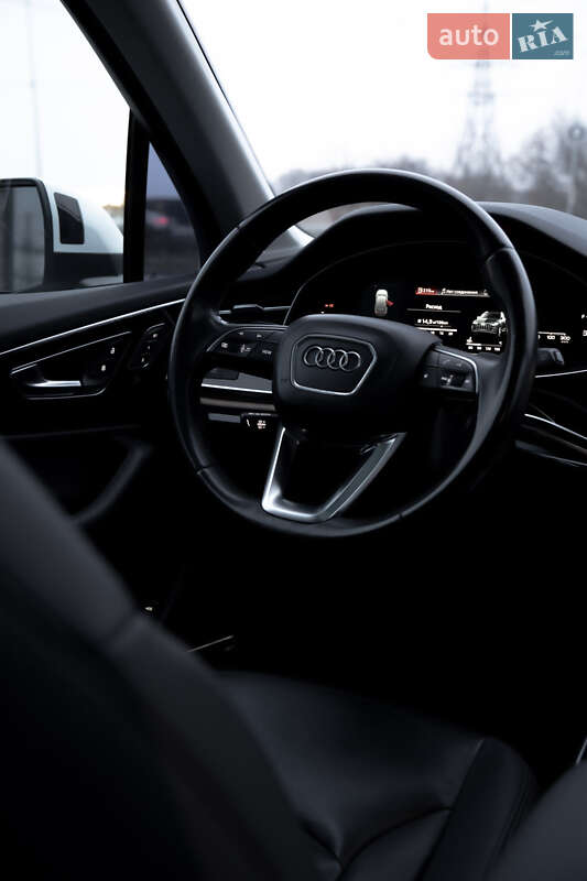Позашляховик / Кросовер Audi Q7 2019 в Полтаві фото 16 Позашляховик / Кросовер Audi Q7 2019 в Полтаві