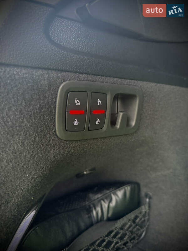 Позашляховик / Кросовер Audi Q7 2021 в Києві