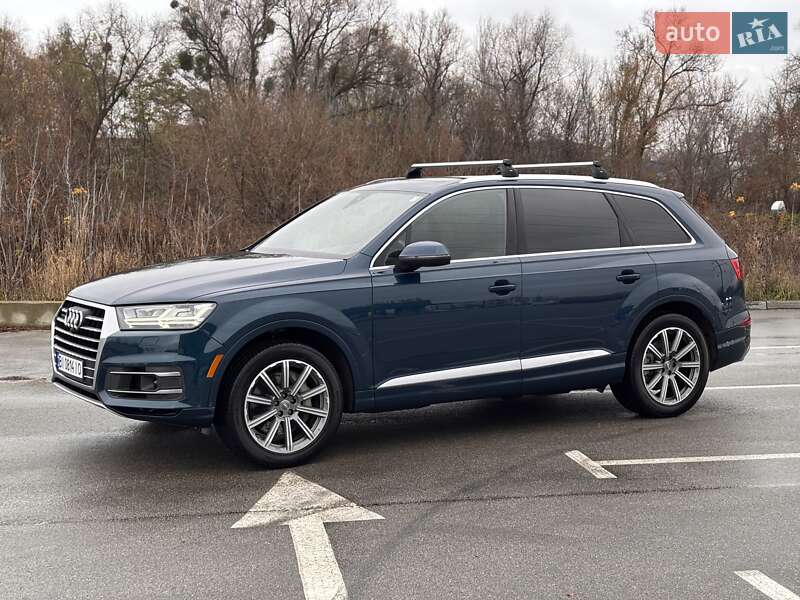 Внедорожник / Кроссовер Audi Q7 2018 в Ирпене