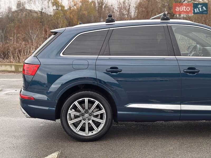 Внедорожник / Кроссовер Audi Q7 2018 в Ирпене