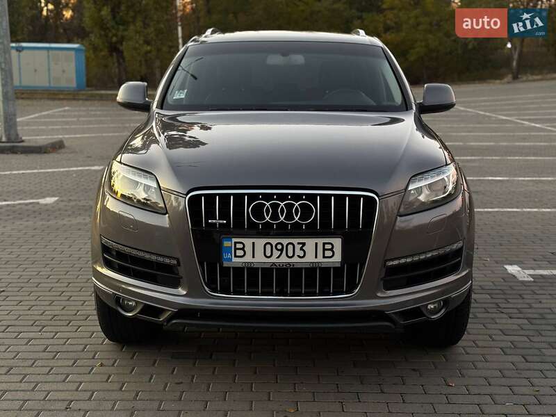 Внедорожник / Кроссовер Audi Q7 2013 в Запорожье