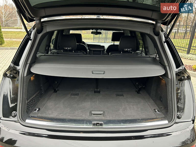 Позашляховик / Кросовер Audi Q7 2015 в Прилуках фото 23 Позашляховик / Кросовер Audi Q7 2015 в Прилуках