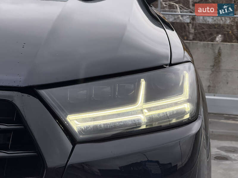 Позашляховик / Кросовер Audi Q7 2017 в Києві фото 8 Позашляховик / Кросовер Audi Q7 2017 в Києві