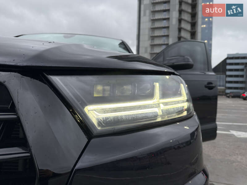 Позашляховик / Кросовер Audi Q7 2017 в Києві фото 17 Позашляховик / Кросовер Audi Q7 2017 в Києві
