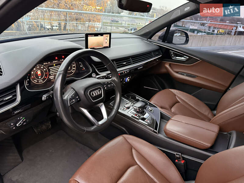 Позашляховик / Кросовер Audi Q7 2017 в Києві фото 25 Позашляховик / Кросовер Audi Q7 2017 в Києві