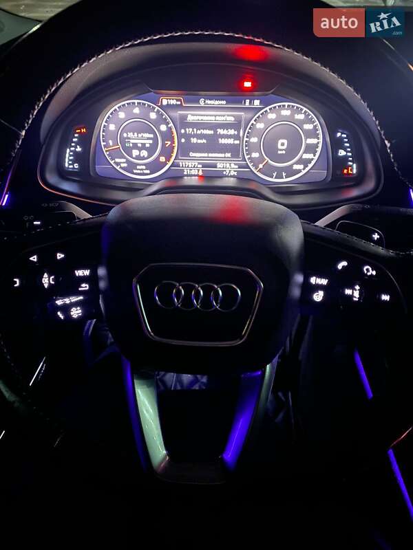 Внедорожник / Кроссовер Audi Q7 2017 в Броварах