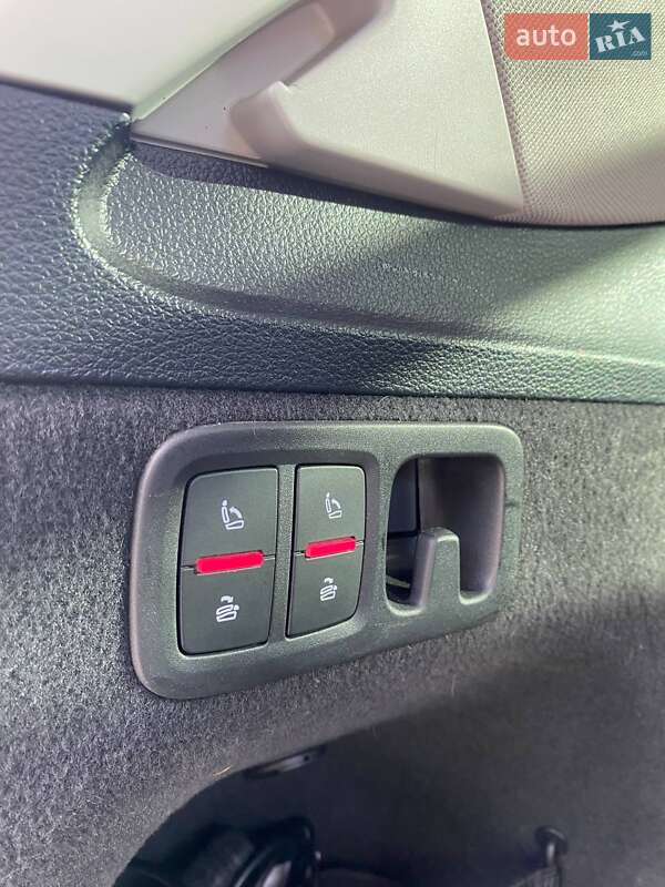 Внедорожник / Кроссовер Audi Q7 2017 в Броварах