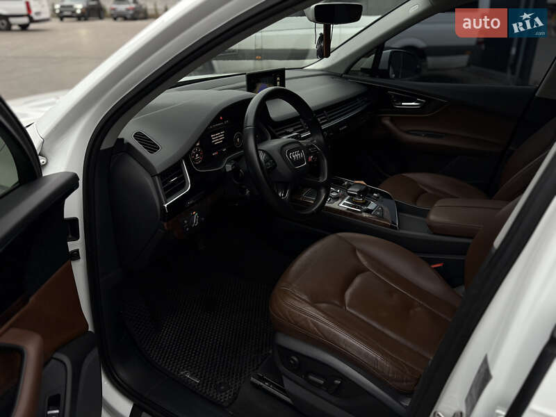Внедорожник / Кроссовер Audi Q7 2015 в Ровно фото 8 Внедорожник / Кроссовер Audi Q7 2015 в Ровно