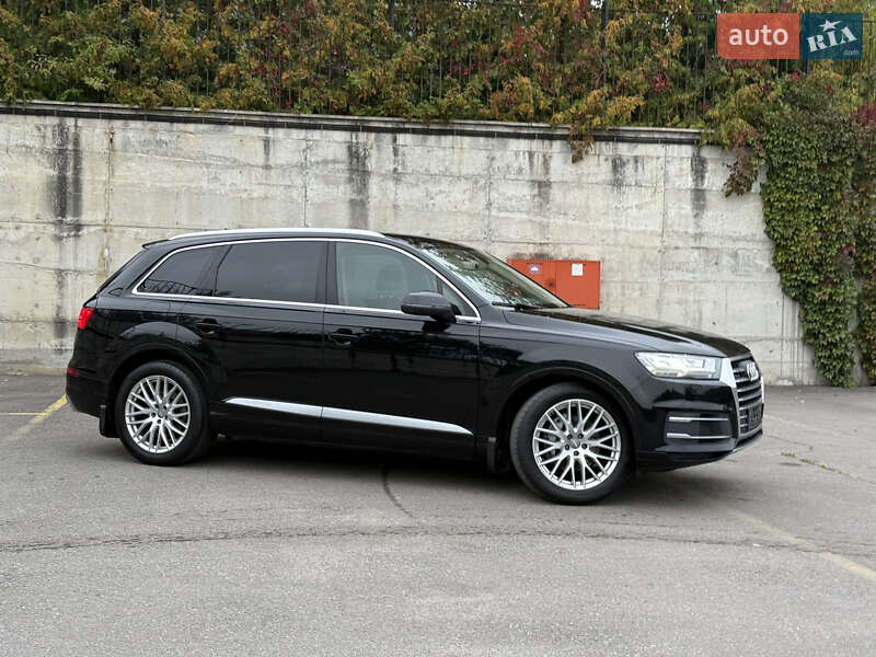 Внедорожник / Кроссовер Audi Q7 2015 в Ровно фото 6 Внедорожник / Кроссовер Audi Q7 2015 в Ровно