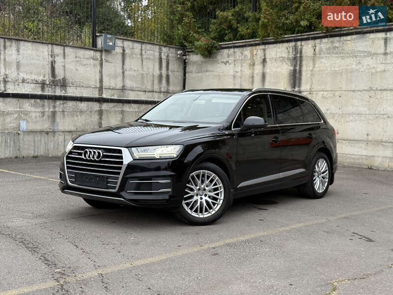 Внедорожник / Кроссовер Audi Q7 2015 в Ровно фото 10 Внедорожник / Кроссовер Audi Q7 2015 в Ровно