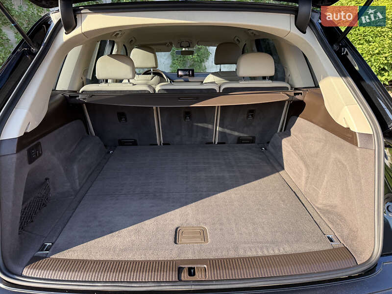 Внедорожник / Кроссовер Audi Q7 2015 в Ровно фото 53 Внедорожник / Кроссовер Audi Q7 2015 в Ровно