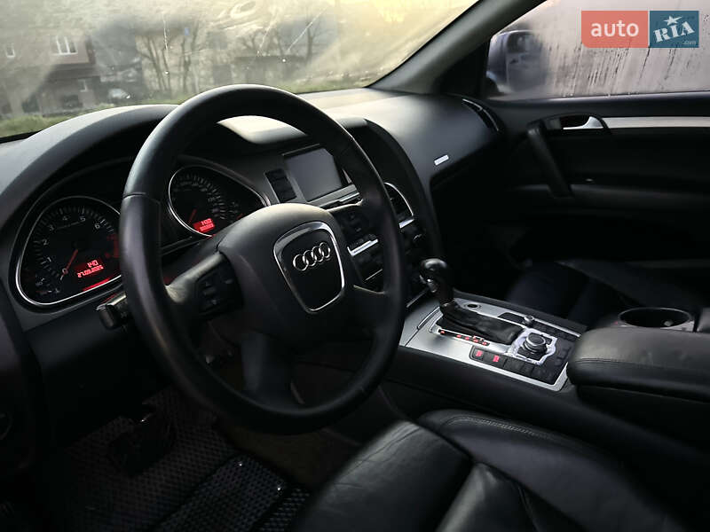 Позашляховик / Кросовер Audi Q7 2006 в Сваляві фото 9 Позашляховик / Кросовер Audi Q7 2006 в Сваляві