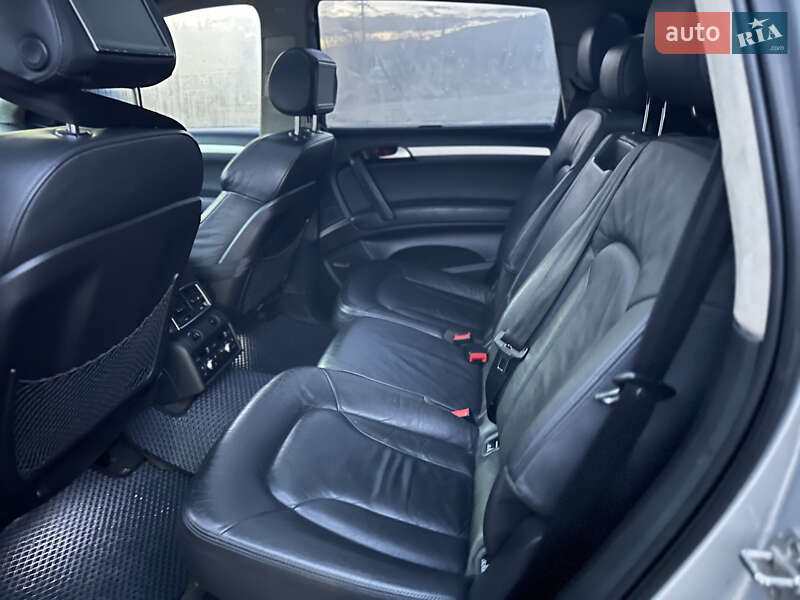 Позашляховик / Кросовер Audi Q7 2006 в Сваляві фото 11 Позашляховик / Кросовер Audi Q7 2006 в Сваляві
